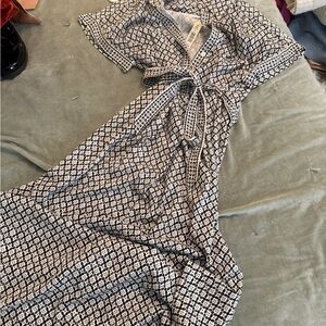 Max Studio Black and White Patterned Dress